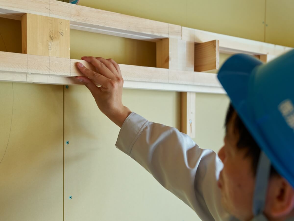 現場監督と設計が月に一度、建築中の現場を巡回し、11項目のチェックリストを確認。